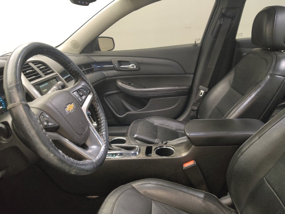 2014 Chevrolet Malibu in Lombard, IL 60148 - 18120092 17