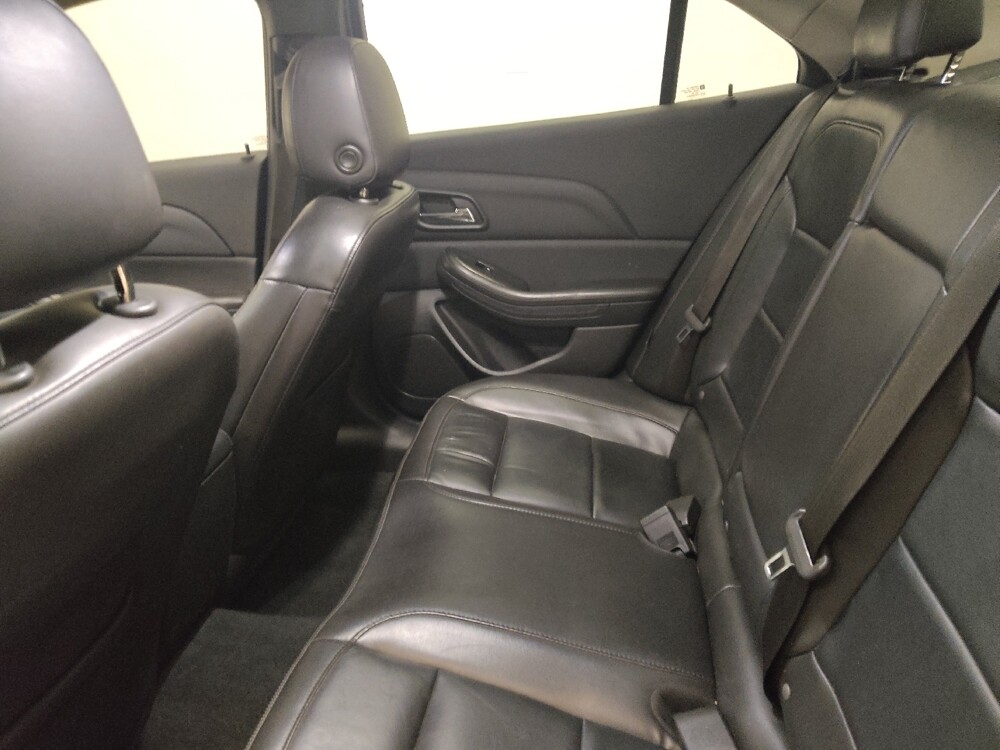 2014 Chevrolet Malibu in Lombard, IL 60148 - 18120092 18