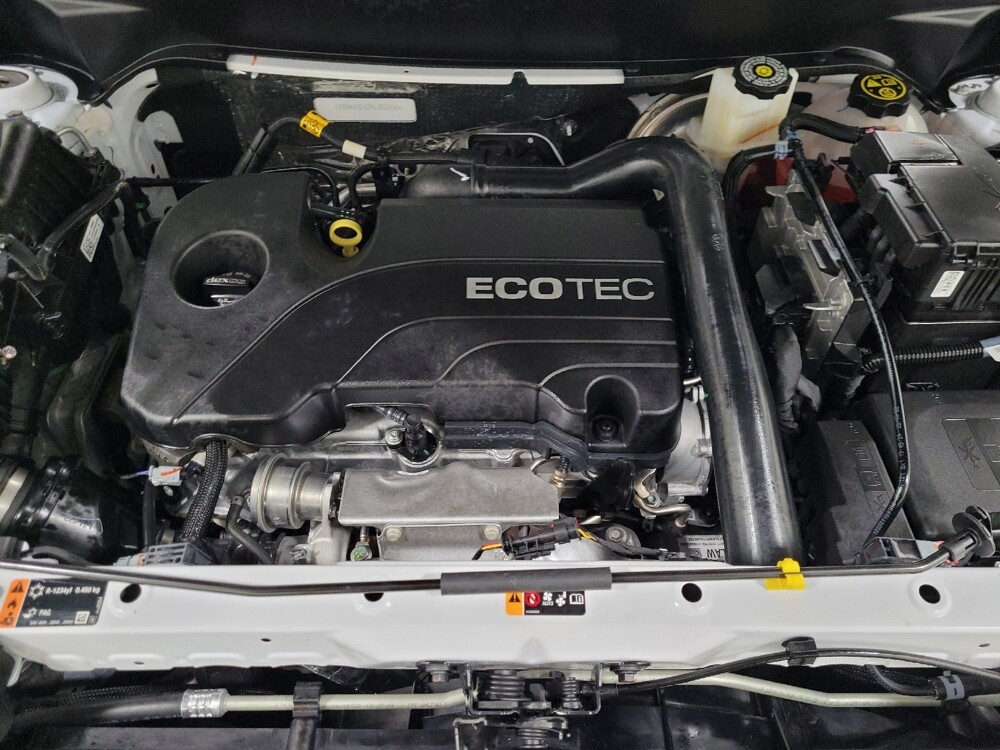 2022 Chevrolet Equinox in Pittsburgh, PA 15236 - 18120093 30