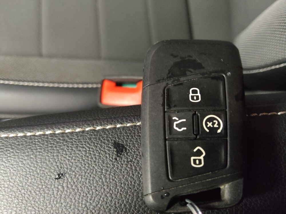 2022 Volkswagen Taos in Tampa, FL 33612 - 18120095 32