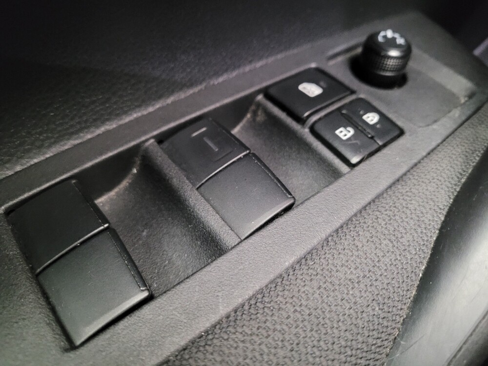 2024 Toyota Corolla in Fresno, CA 93726 - 18120099 27