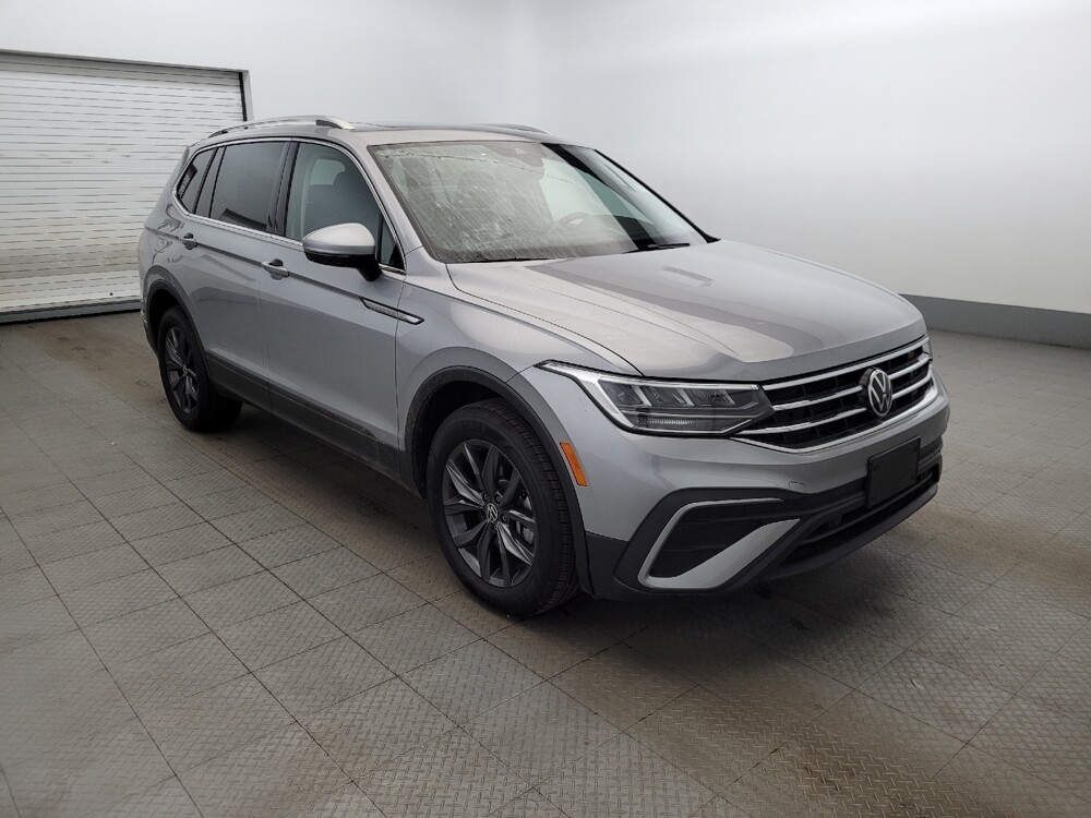 2022 Volkswagen Tiguan in Pittsburgh, PA 15237 - 18120102 13