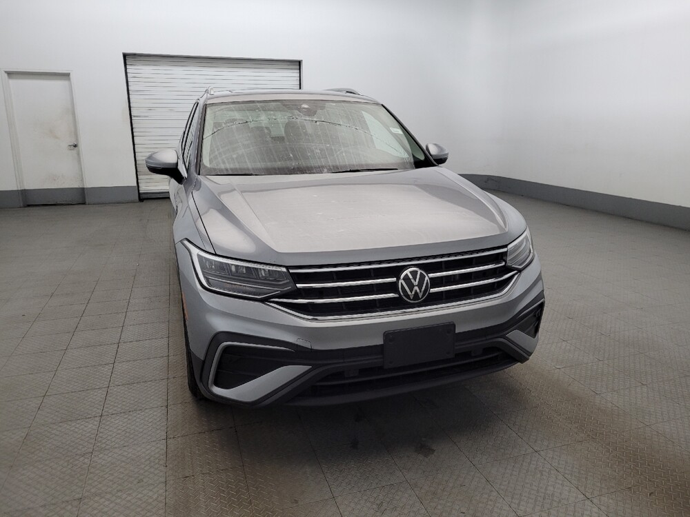 2022 Volkswagen Tiguan in Pittsburgh, PA 15237 - 18120102 14