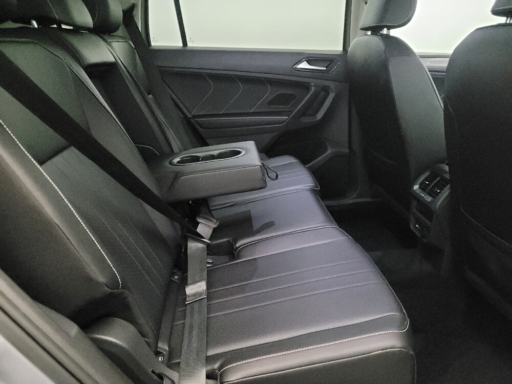 2022 Volkswagen Tiguan in Pittsburgh, PA 15237 - 18120102 19