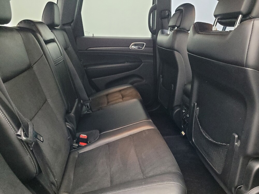 2018 Jeep Grand Cherokee in Miami, FL 33157 - 18120106 19