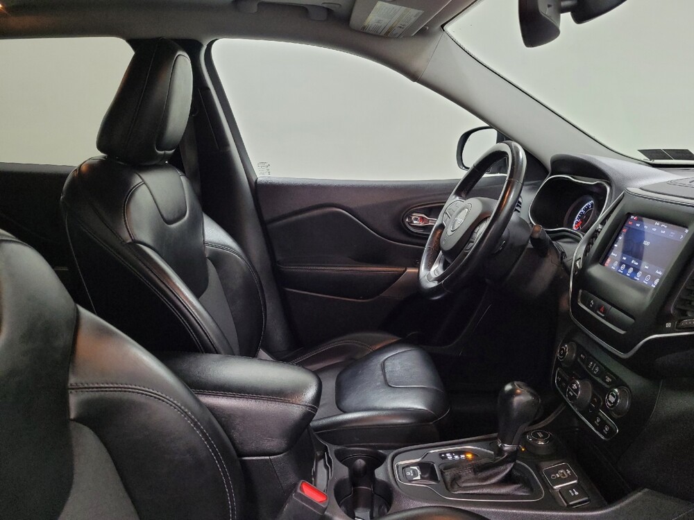 2020 Jeep Cherokee in Allentown, PA 18103 - 18120108 21