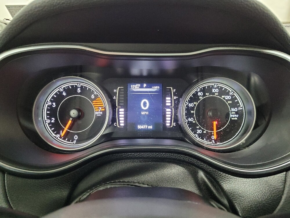 2020 Jeep Cherokee in Allentown, PA 18103 - 18120108 23