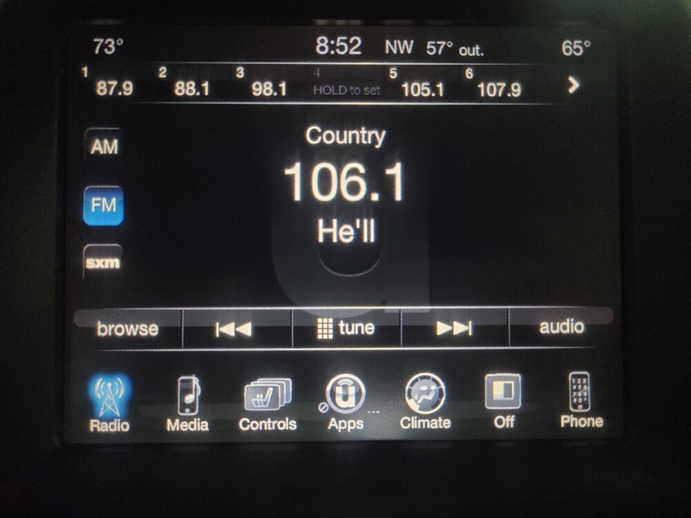 2015 Jeep Cherokee in Jackson, MS 39211 - 18120110 25