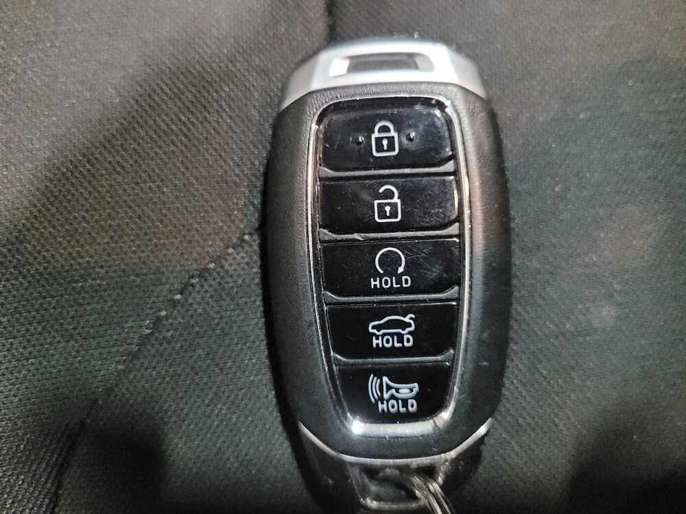 2023 Hyundai Elantra in New Castle, DE 19720 - 18120111 32