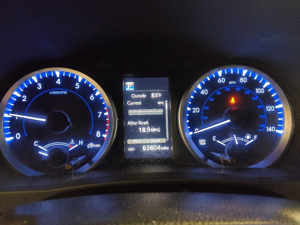 2018 Toyota Highlander in Fort Worth, TX 76116 - 18120118 23