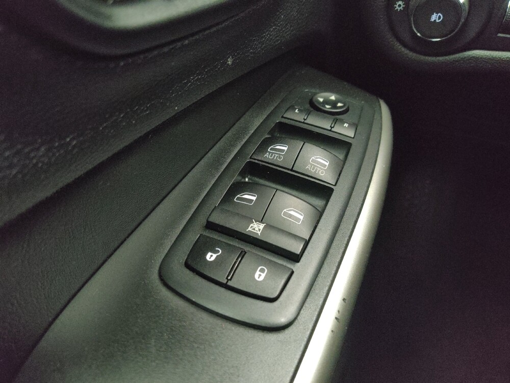 2021 Jeep Cherokee in Midlothian, IL 60445 - 18120120 27