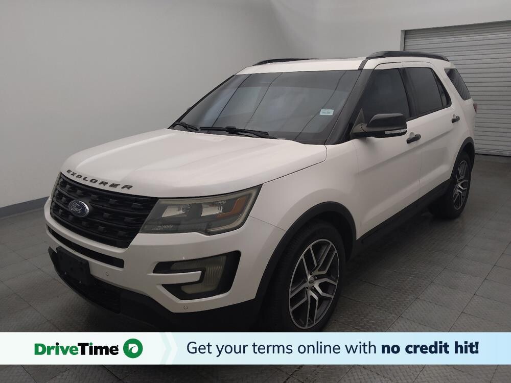 2017 Ford Explorer in Live Oak, TX 78233 - 18120121
