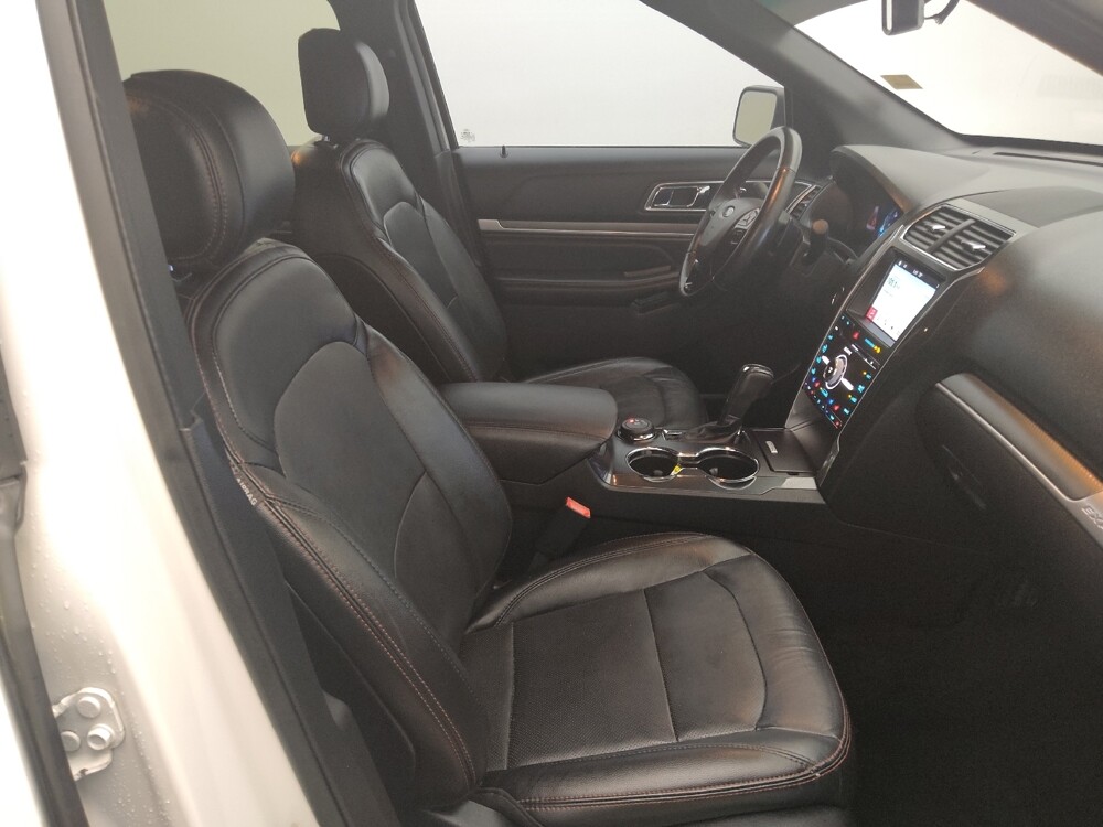 2017 Ford Explorer in Live Oak, TX 78233 - 18120121 21