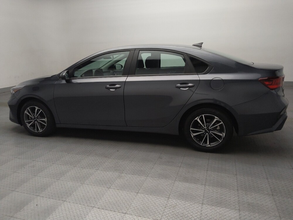 2024 Kia Forte in Oklahoma City, OK 73139 - 18120125 3