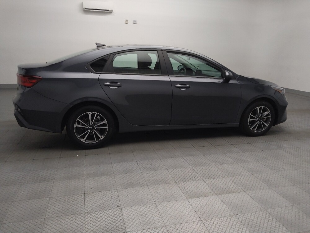 2024 Kia Forte in Oklahoma City, OK 73139 - 18120125 10