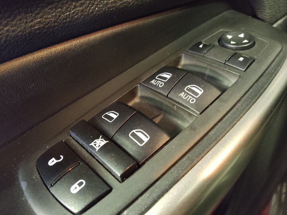 2021 Jeep Cherokee in Tucson, AZ 85705 - 18120130 27