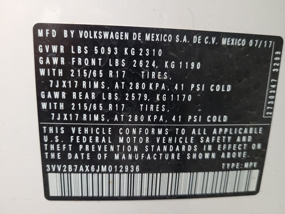 2018 Volkswagen Tiguan in Phoenix, AZ 85015 - 18120136 33