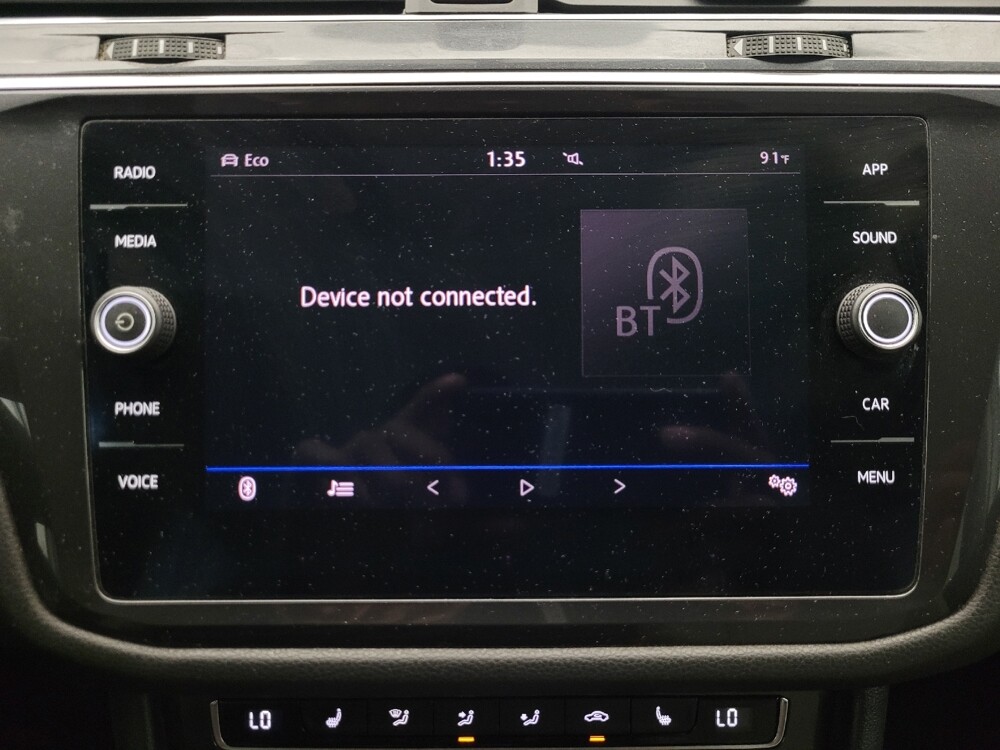 2018 Volkswagen Tiguan in Phoenix, AZ 85015 - 18120136 25