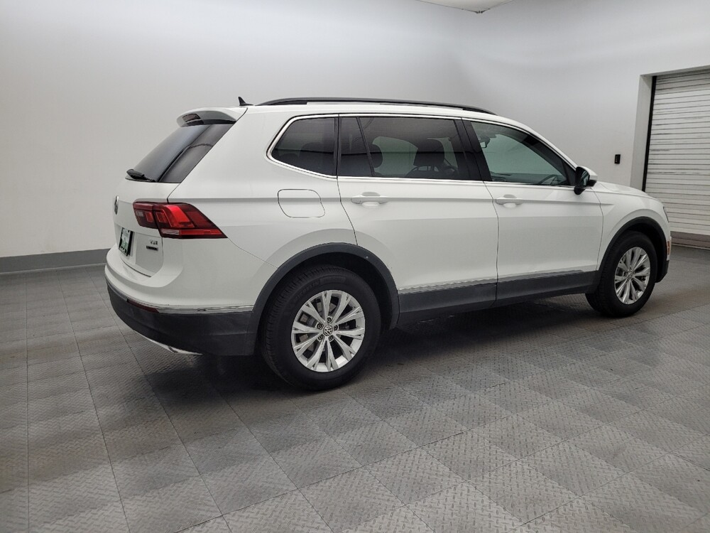 2018 Volkswagen Tiguan in Phoenix, AZ 85015 - 18120136 10