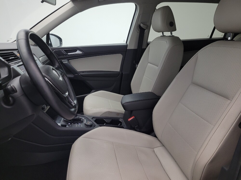 2018 Volkswagen Tiguan in Phoenix, AZ 85015 - 18120136 17