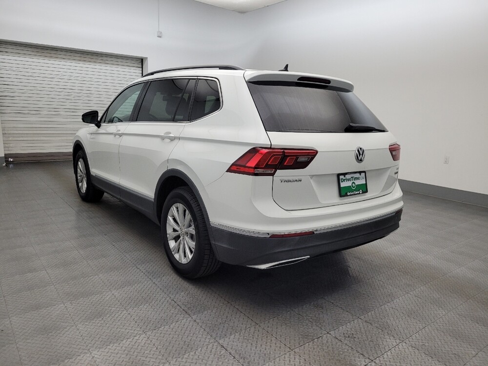 2018 Volkswagen Tiguan in Phoenix, AZ 85015 - 18120136 5