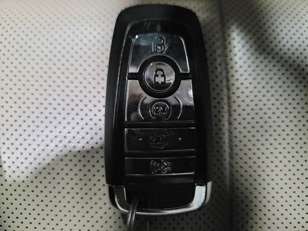 2021 Lincoln Corsair in Glen Burnie, MD 21061 - 18120141 32