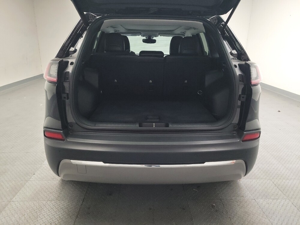 2019 Jeep Cherokee in Riverside, CA 92504 - 18120144 29