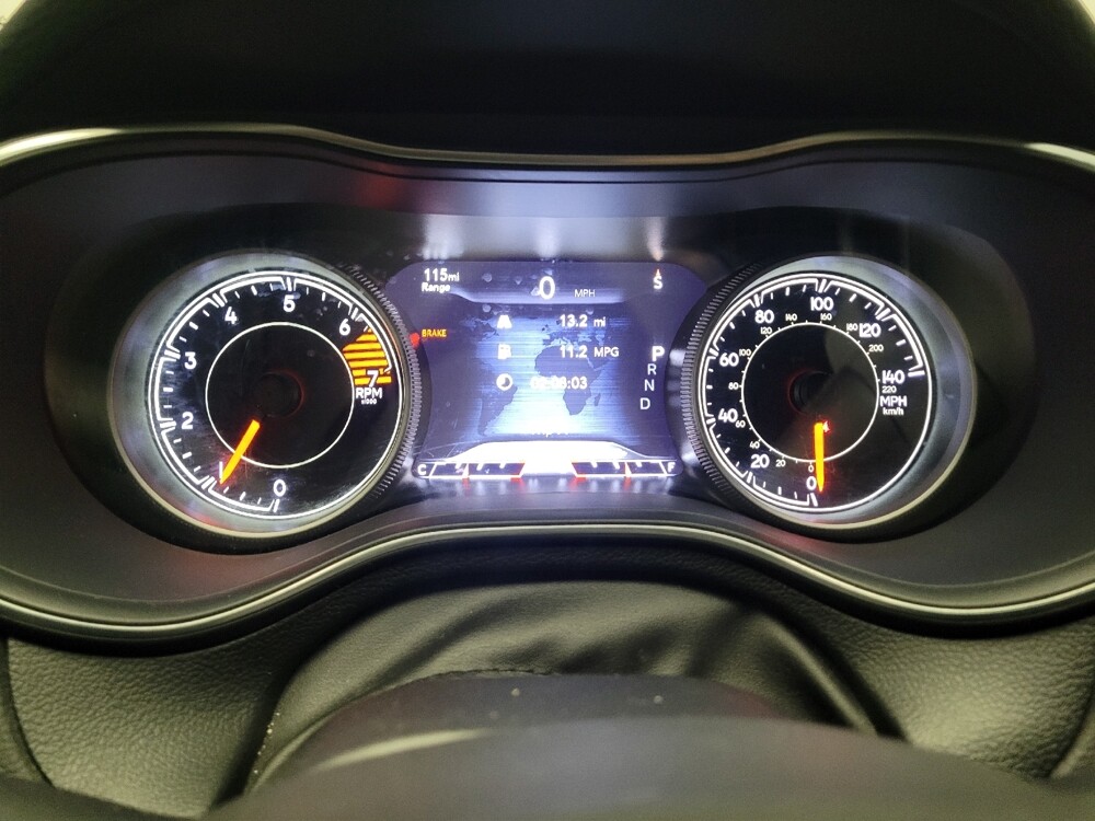 2019 Jeep Cherokee in Riverside, CA 92504 - 18120144 23