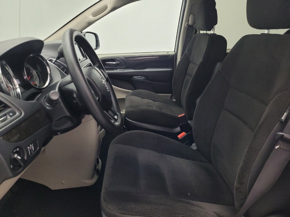 2018 Dodge Grand Caravan in Jacksonville, FL 32210 - 18120148 17