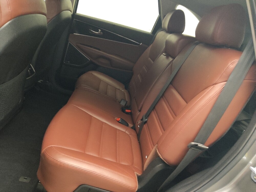 2017 Kia Sorento in Chattanooga, TN 37421 - 18120165 18