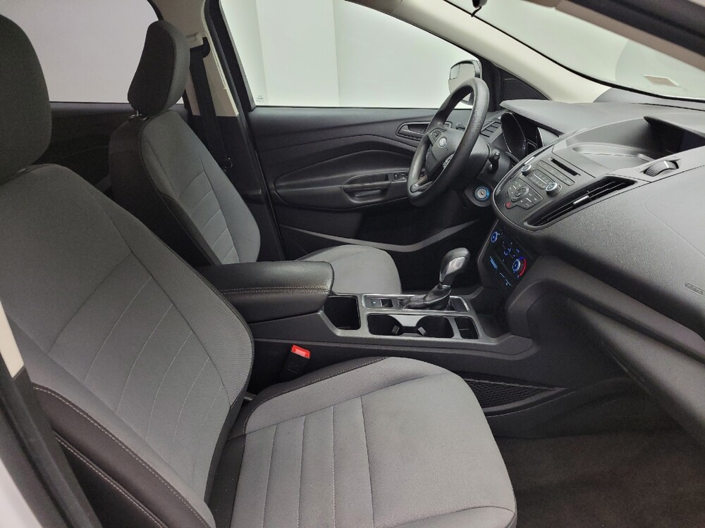 2018 Ford Escape in Taylor, MI 48180 - 18120169 21