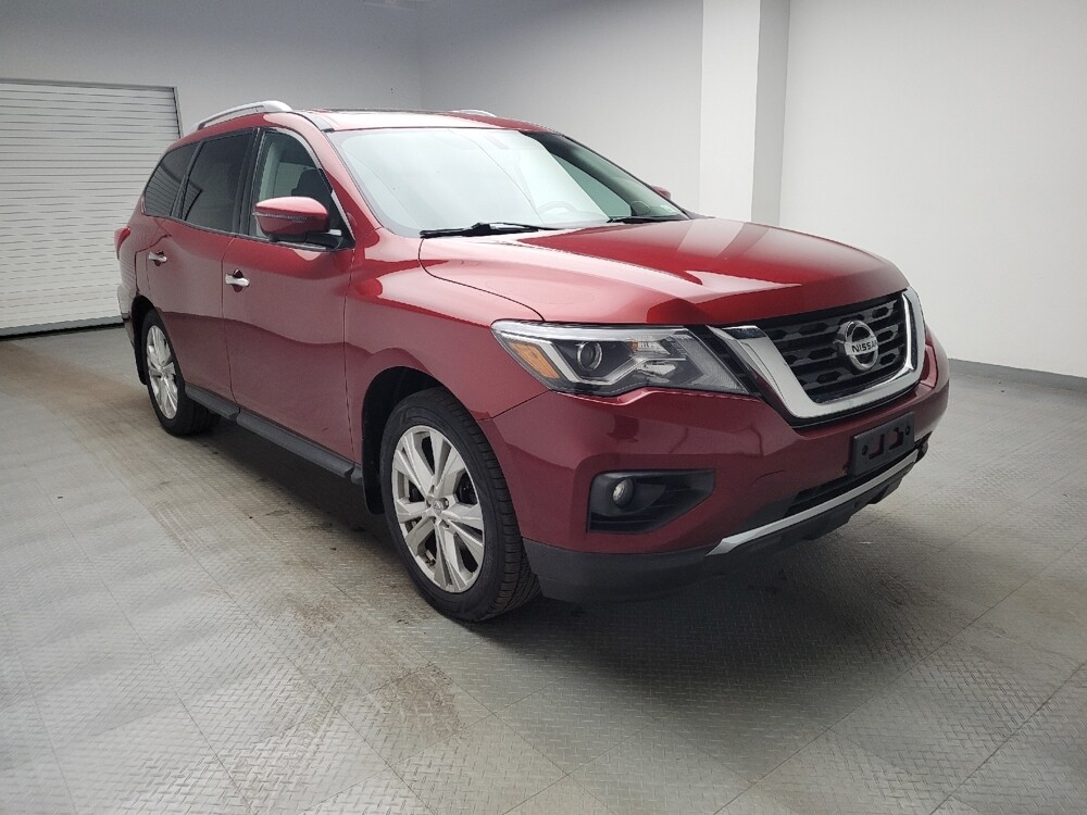 2018 Nissan Pathfinder in Grand Rapids, MI 49508 - 18120173 13