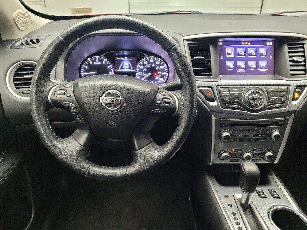 2018 Nissan Pathfinder in Grand Rapids, MI 49508 - 18120173 22