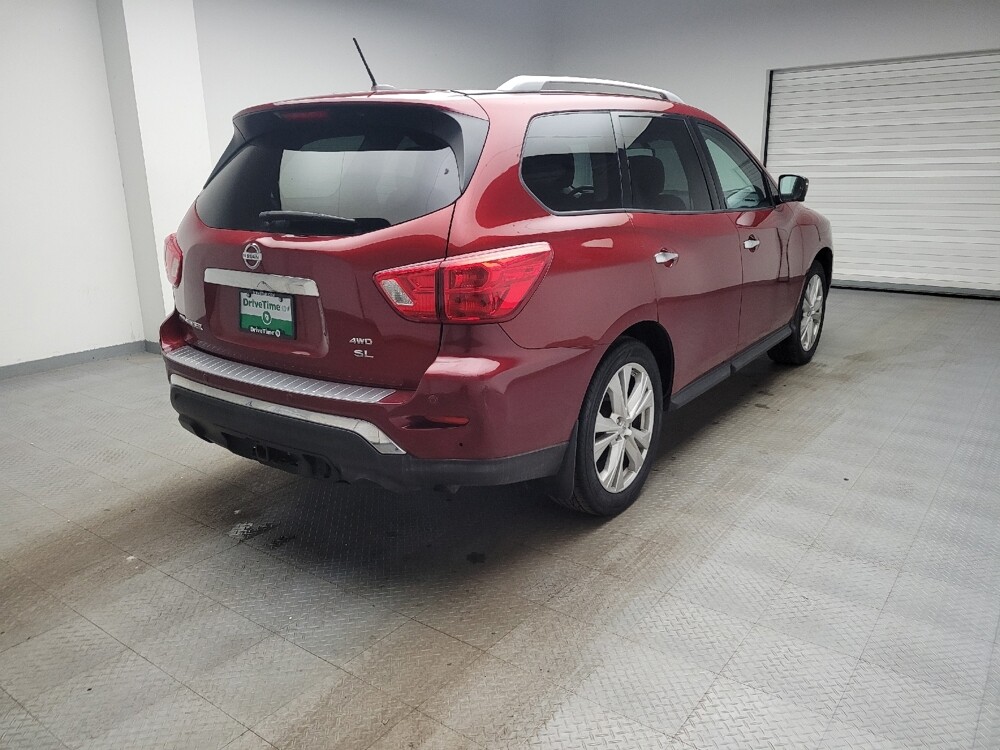2018 Nissan Pathfinder in Grand Rapids, MI 49508 - 18120173 9