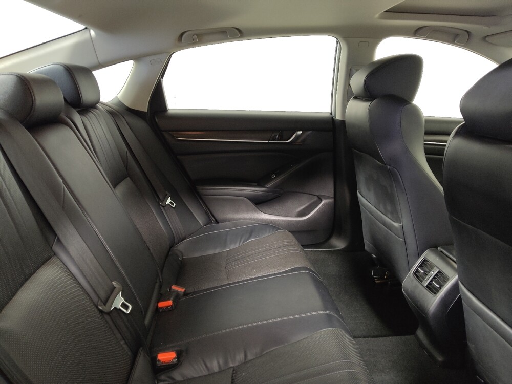 2018 Honda Accord in Midlothian, IL 60445 - 18120180 19