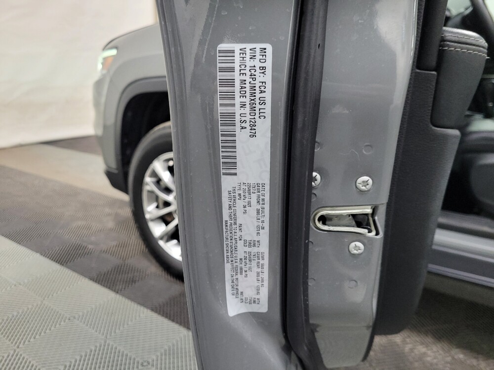 2021 Jeep Cherokee in Pittsburgh, PA 15236 - 18120182 33