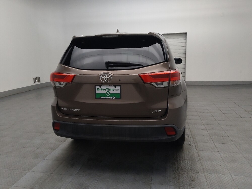2018 Toyota Highlander in Duluth, GA 30096 - 18120189 7