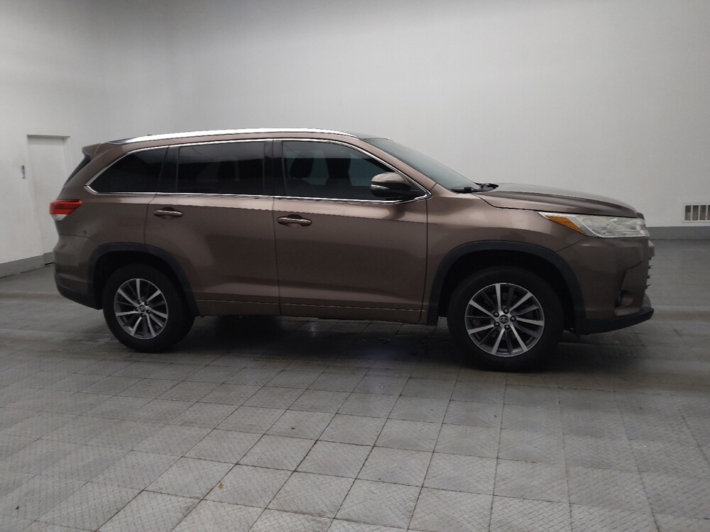 2018 Toyota Highlander in Duluth, GA 30096 - 18120189 11