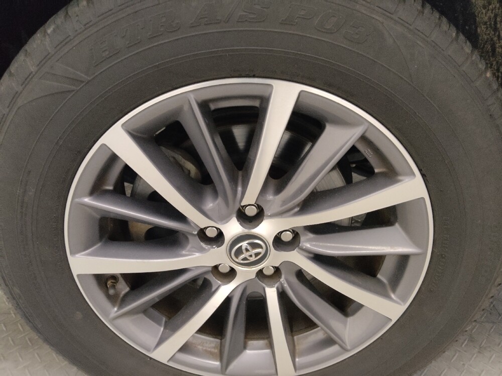 2018 Toyota Highlander in Duluth, GA 30096 - 18120189 31