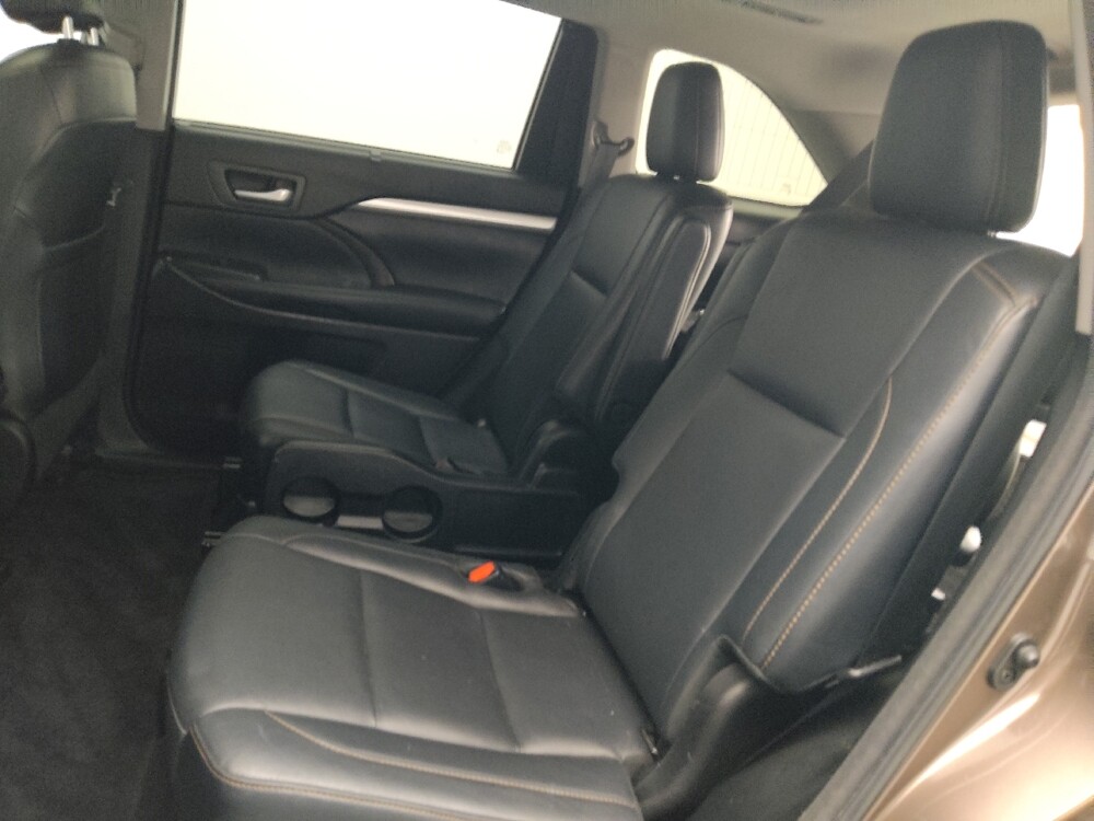 2018 Toyota Highlander in Duluth, GA 30096 - 18120189 18