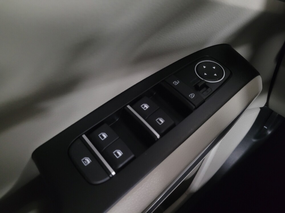 2025 Kia Soul in Knoxville, TN 37923 - 18120190 27