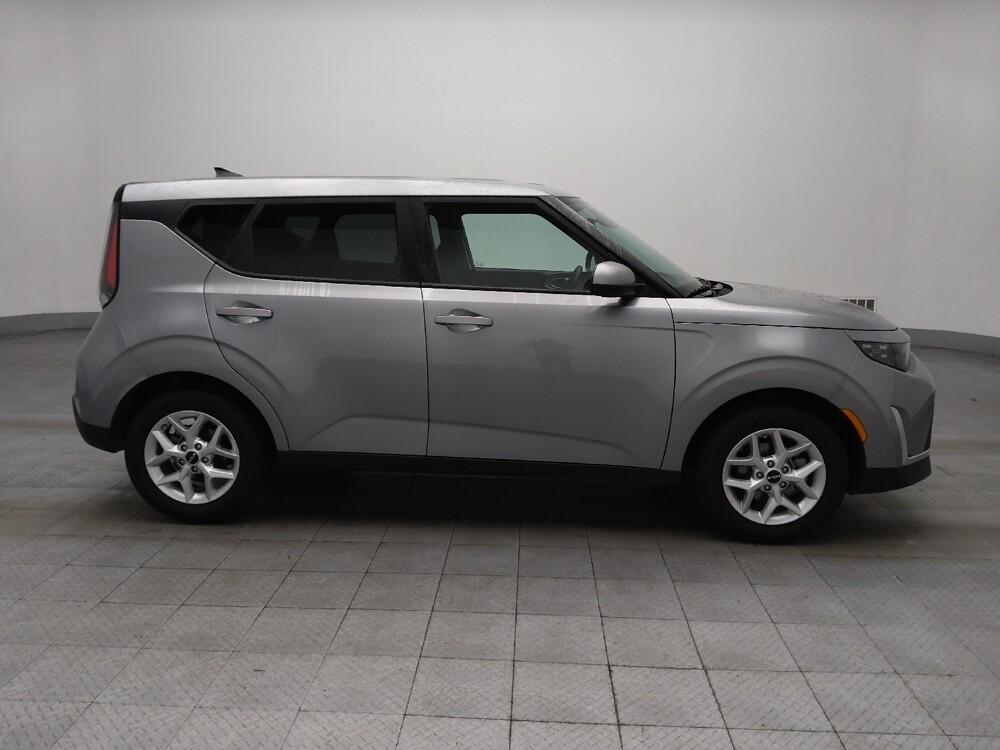 2025 Kia Soul in Morrow, GA 30260 - 18120195 11