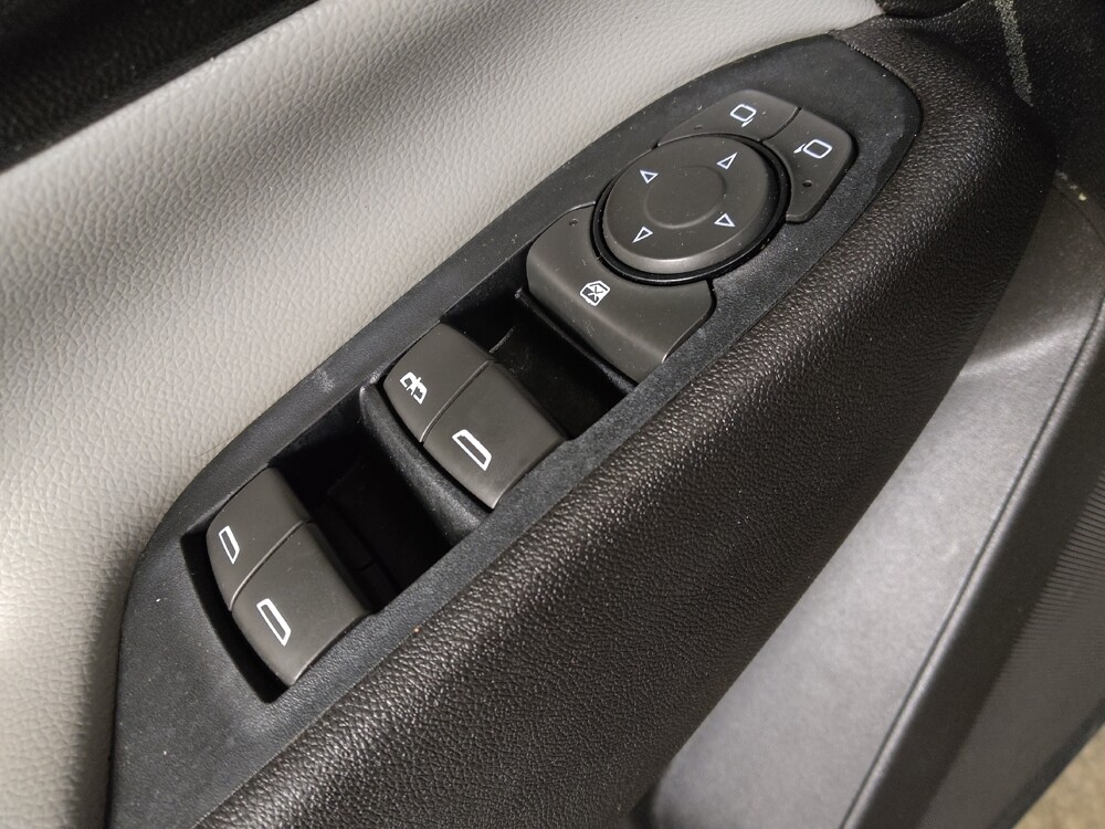 2018 Chevrolet Equinox in Raleigh, NC 27604 - 18120198 27