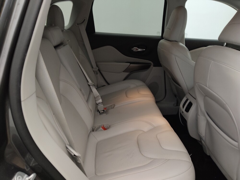 2021 Jeep Cherokee in Tampa, FL 33612 - 18120199 19