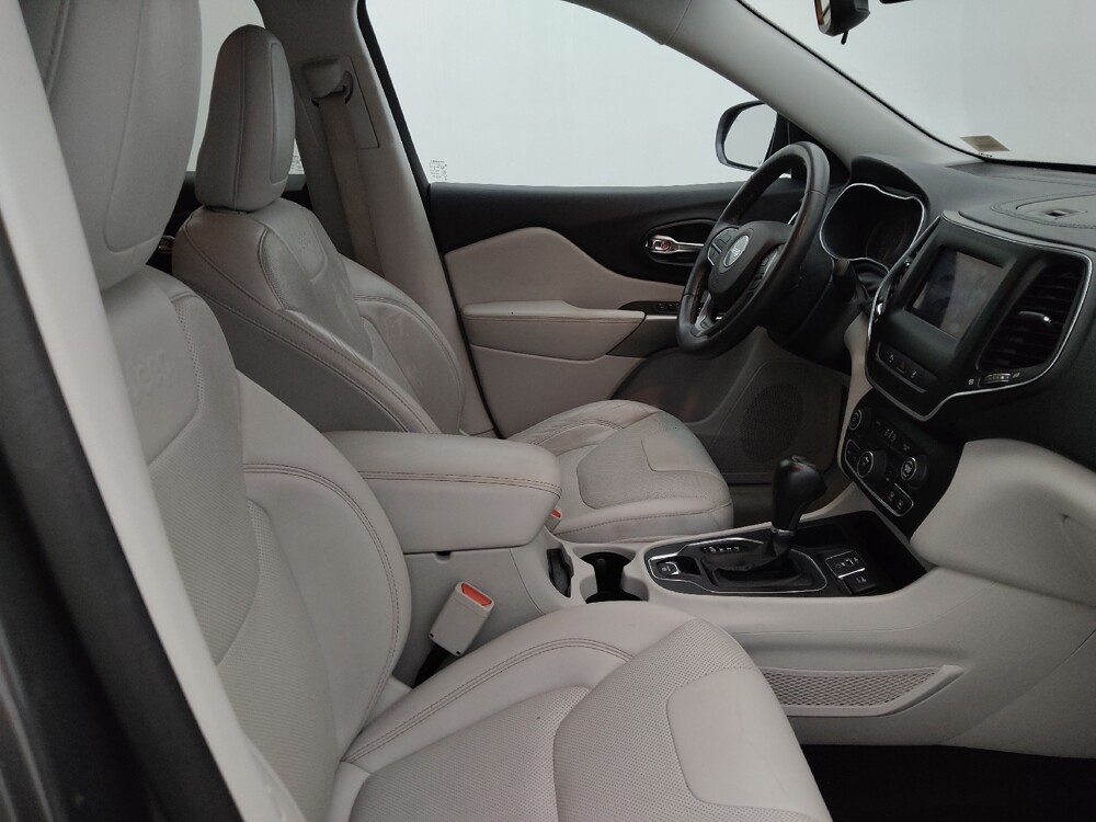 2021 Jeep Cherokee in Tampa, FL 33612 - 18120199 21