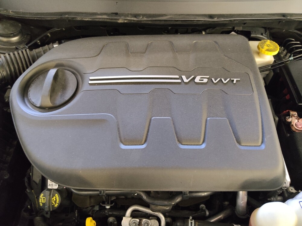 2021 Jeep Cherokee in Tampa, FL 33612 - 18120199 30