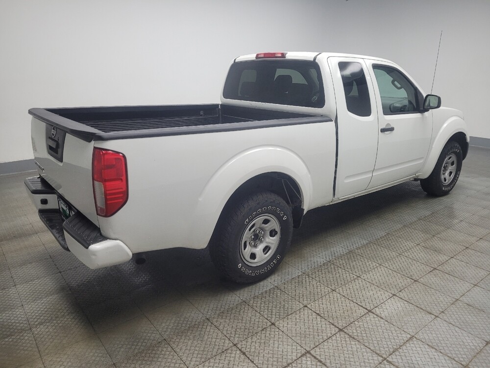2018 Nissan Frontier in Indianapolis, IN 46222 - 18120203 10