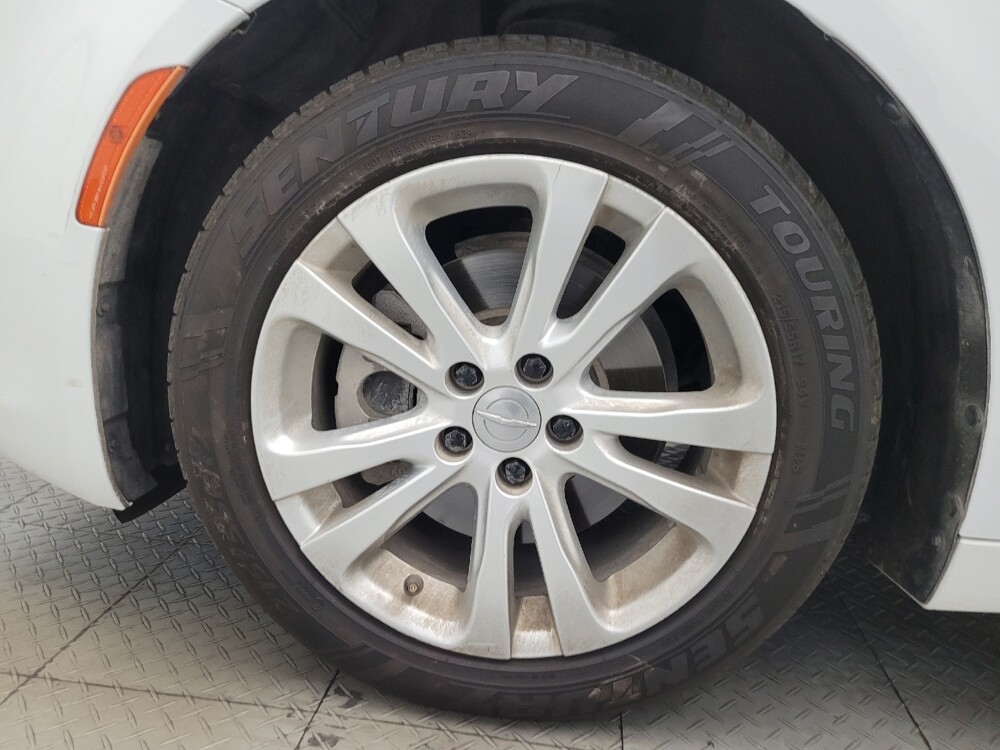 2016 Chrysler 200 in Tucson, AZ 85705 - 18120204 31