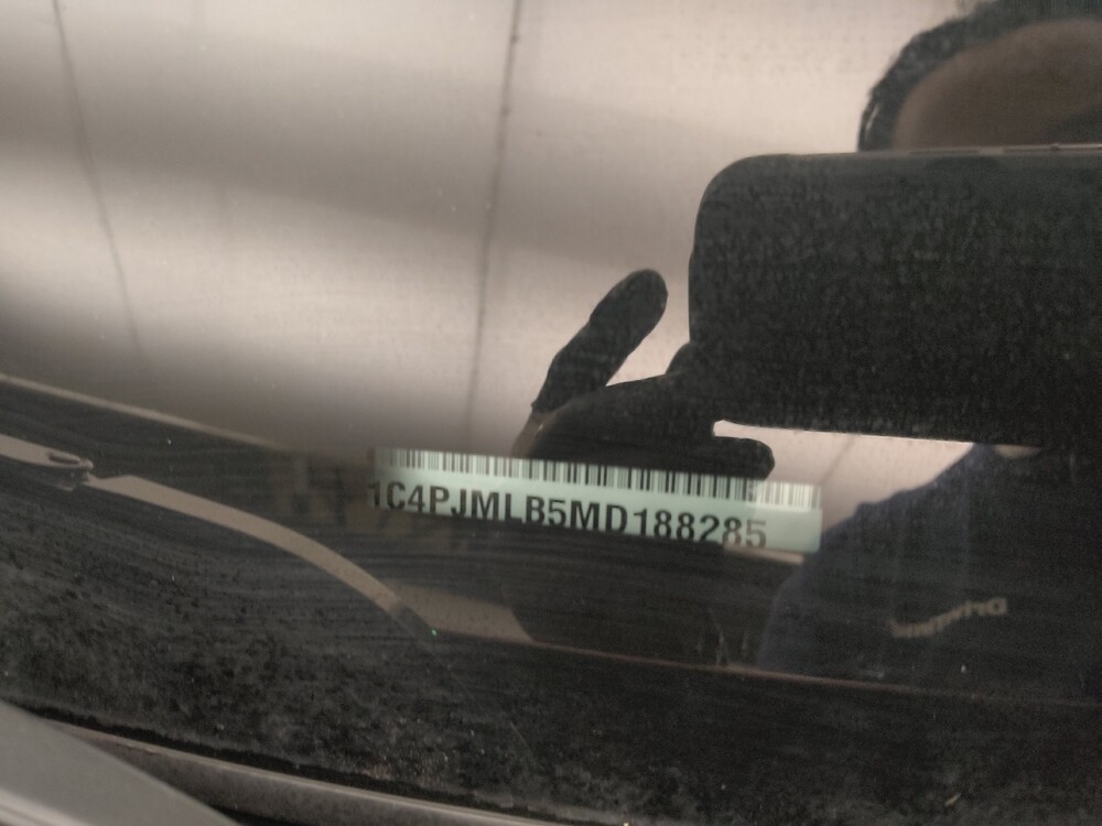 2021 Jeep Cherokee in Lombard, IL 60148 - 18120213 33