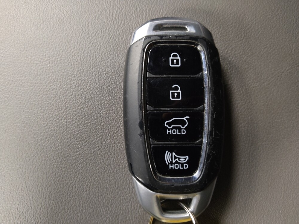 2020 Hyundai Santa Fe in Athens, GA 30606 - 18120216 32